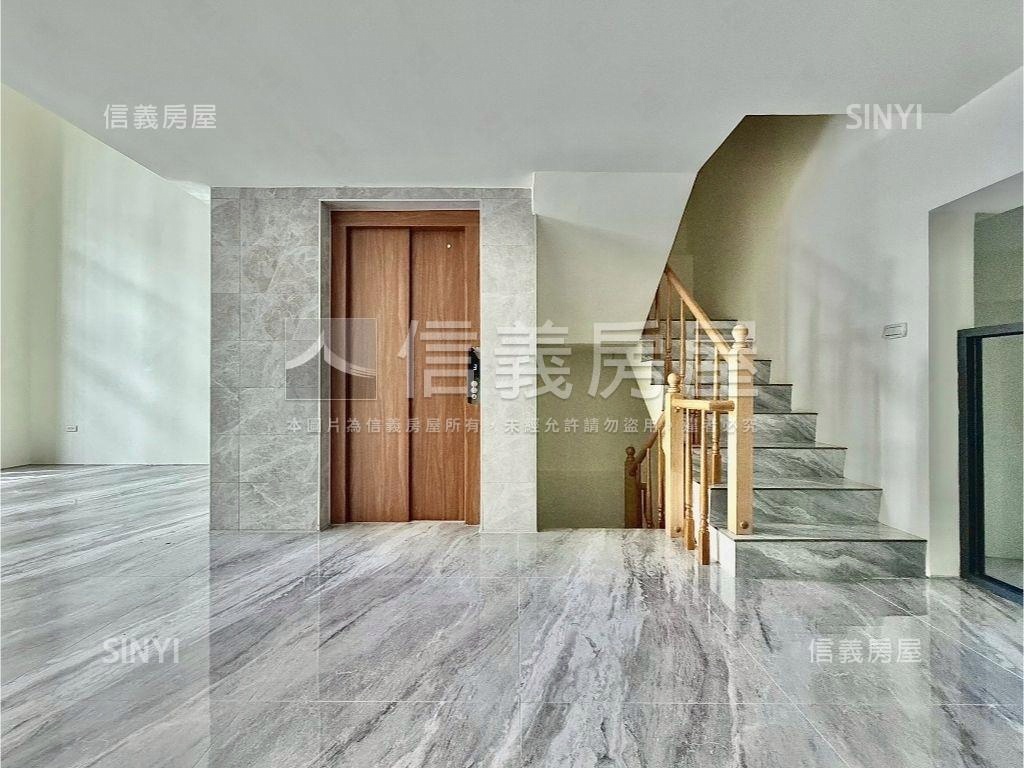 森林花園綠意美墅Ｄ戶房屋室內格局與周邊環境