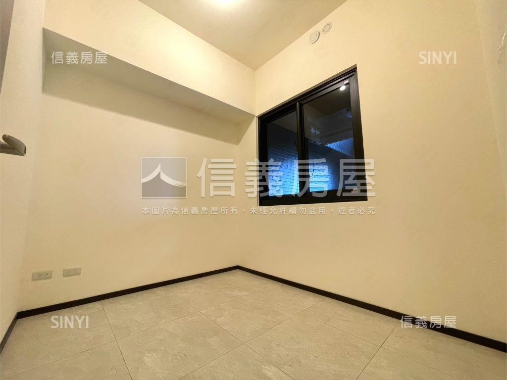 【愛琴海】樹梢２房平車房屋室內格局與周邊環境