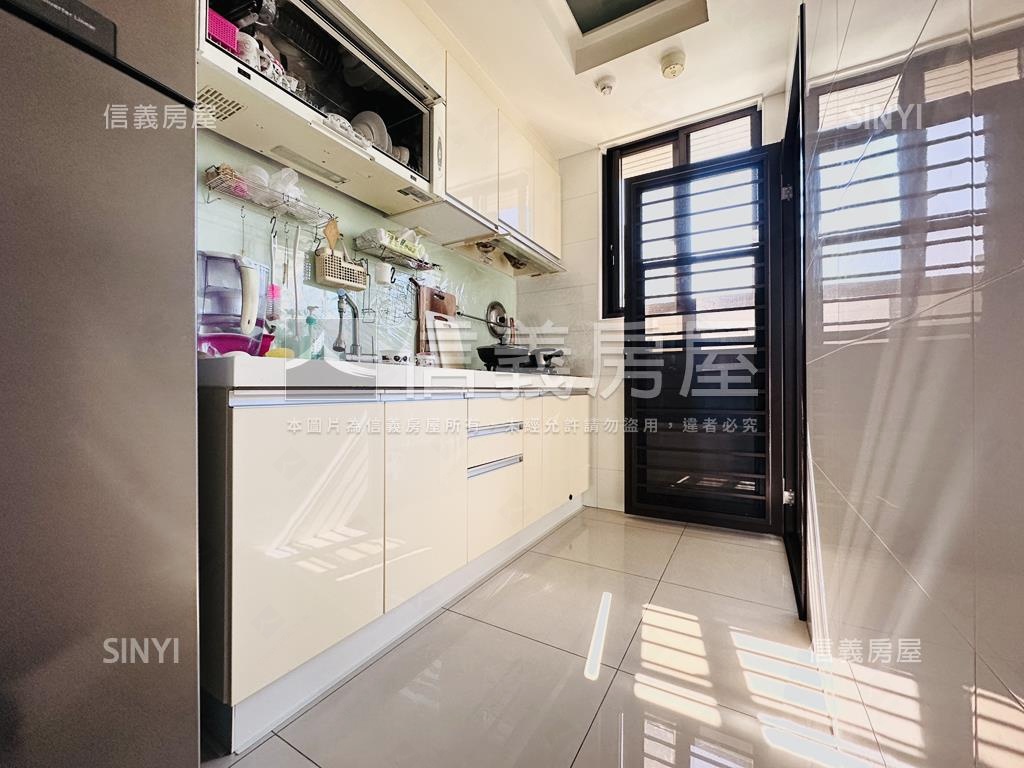 上河景。通風日光三房車位房屋室內格局與周邊環境