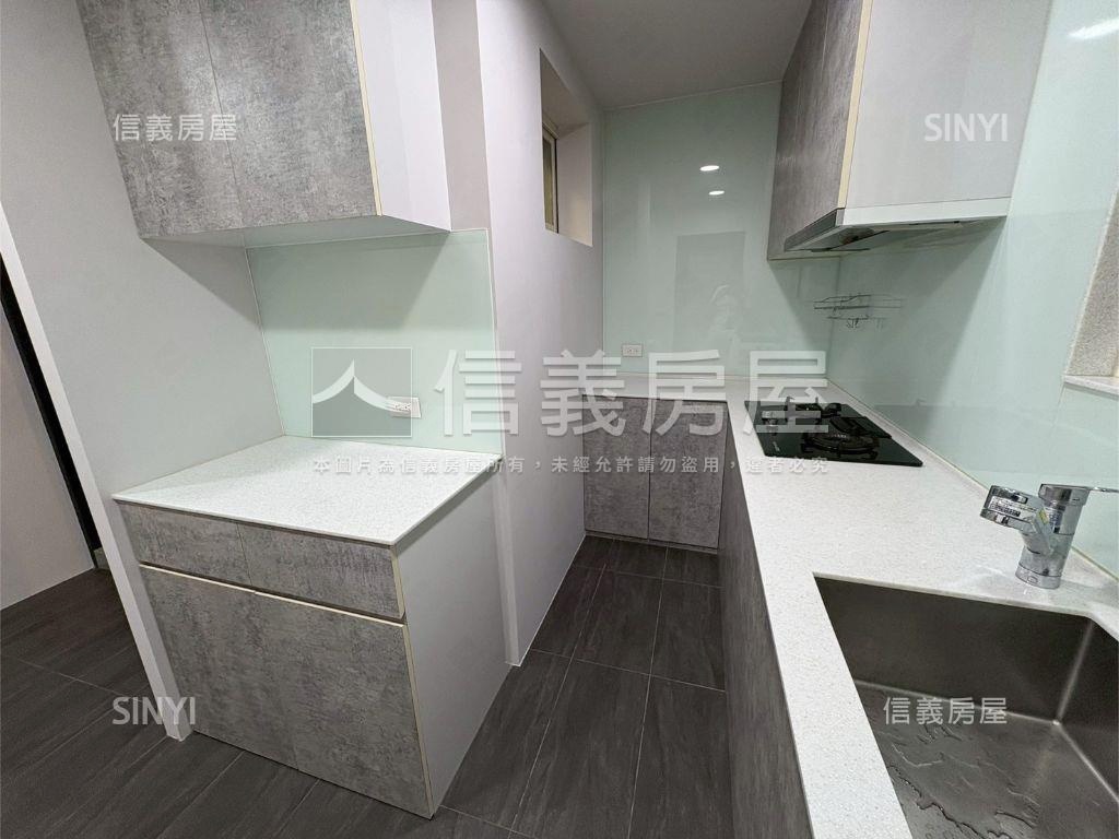 ★新接新板精美二樓免裝潢房屋室內格局與周邊環境