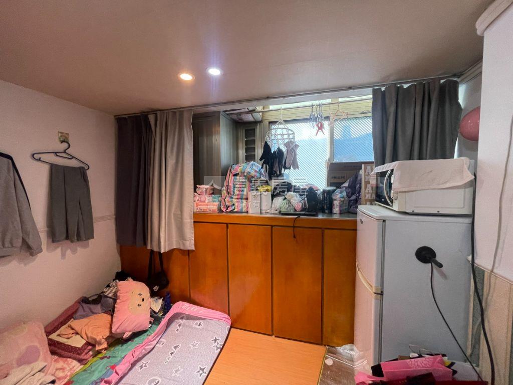 近捷運低總價套房房屋室內格局與周邊環境