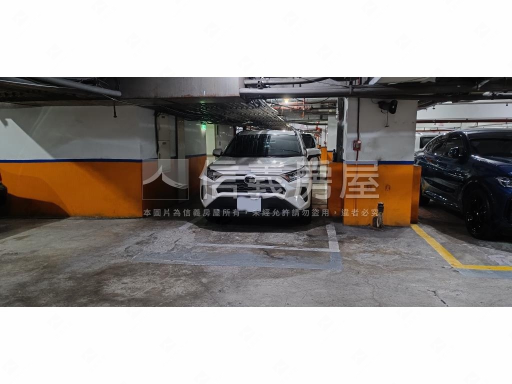 四季芳庭坡道平面大車位房屋室內格局與周邊環境