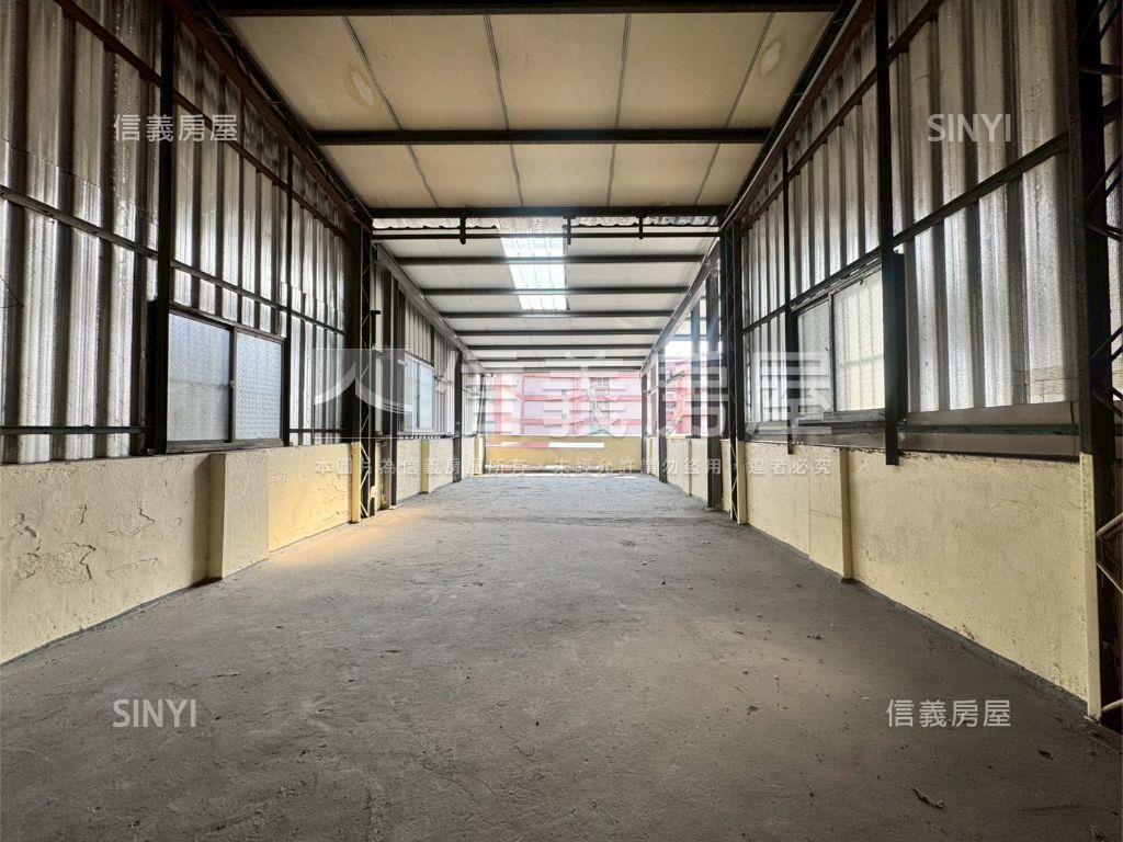 中興路上臨路金透店房屋室內格局與周邊環境