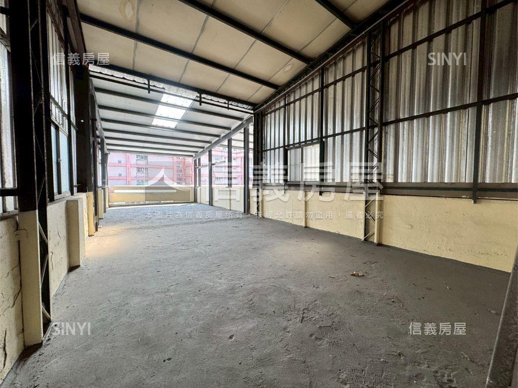 中興路上臨路金透店房屋室內格局與周邊環境
