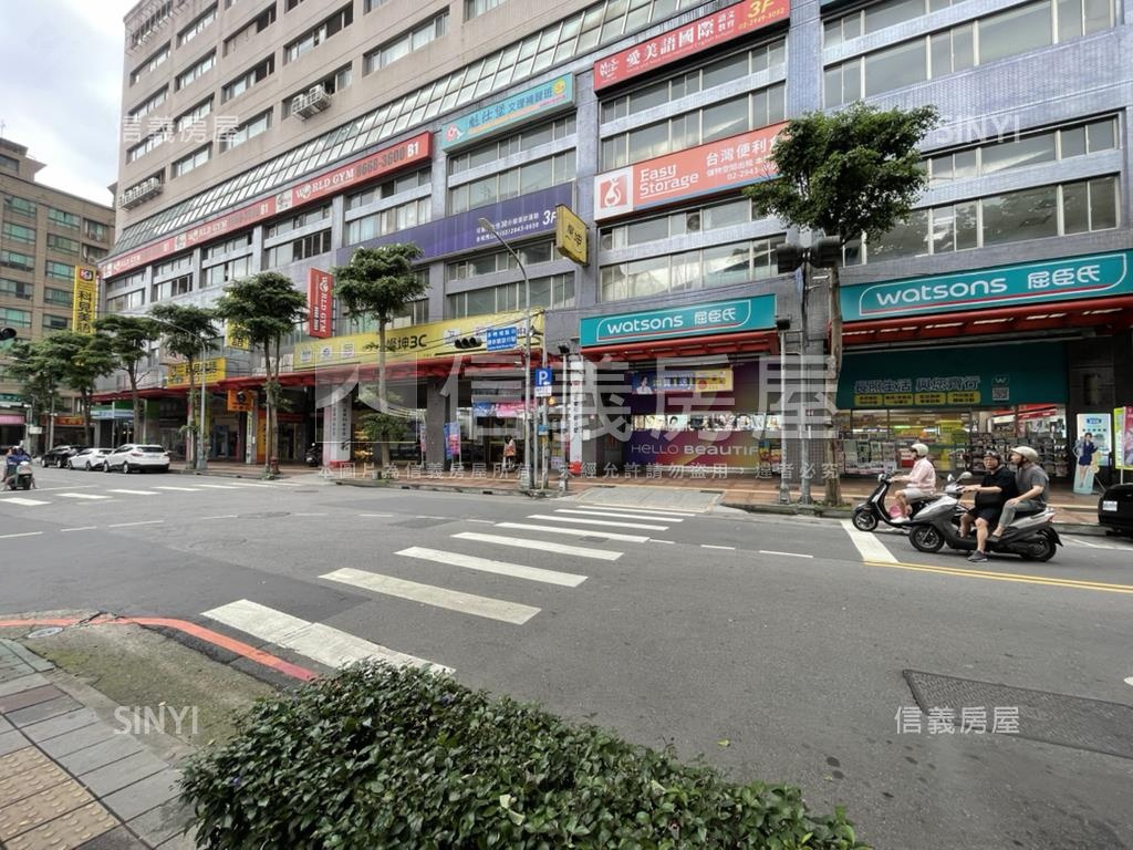 秀朗商圈面寬三角窗金店面房屋室內格局與周邊環境