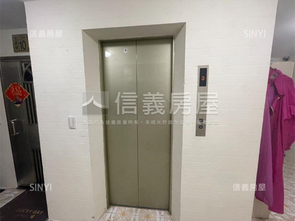 低總救星電梯管理大２房房屋室內格局與周邊環境