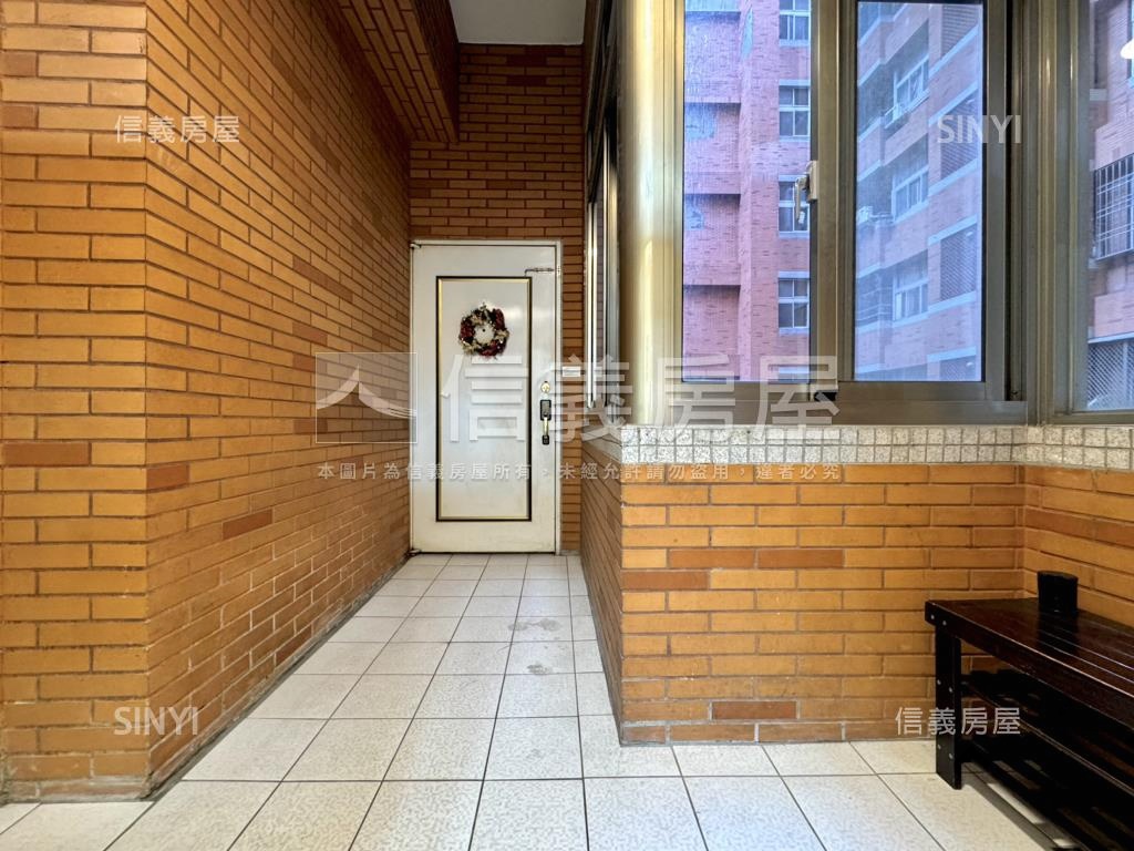 工學商圈漂亮３房平車房屋室內格局與周邊環境