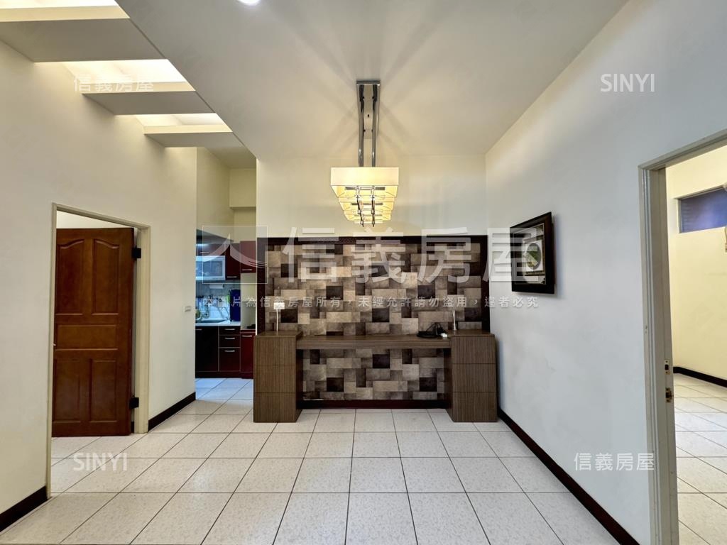 工學商圈漂亮３房平車房屋室內格局與周邊環境