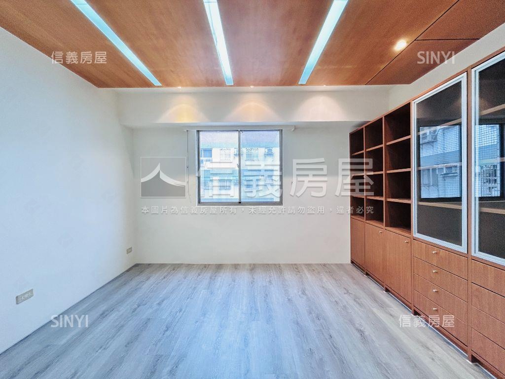 向日葵首購１＋１有車位房屋室內格局與周邊環境