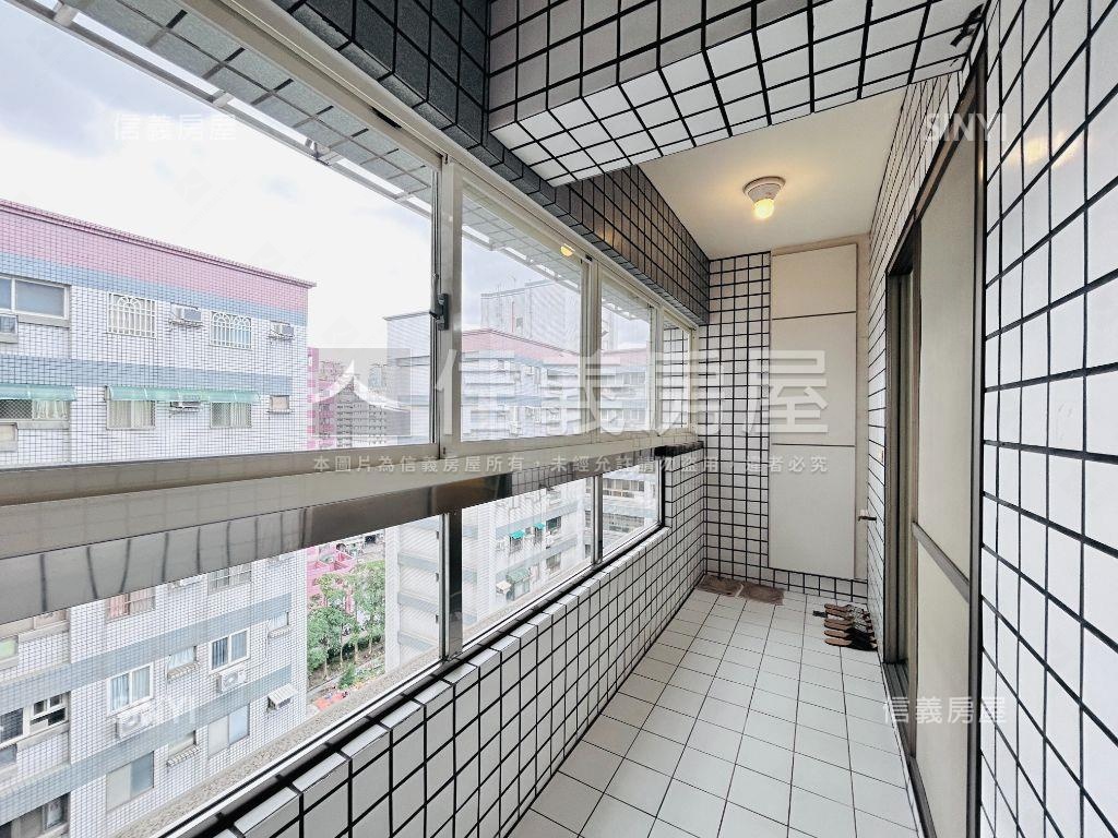 向日葵首購１＋１有車位房屋室內格局與周邊環境