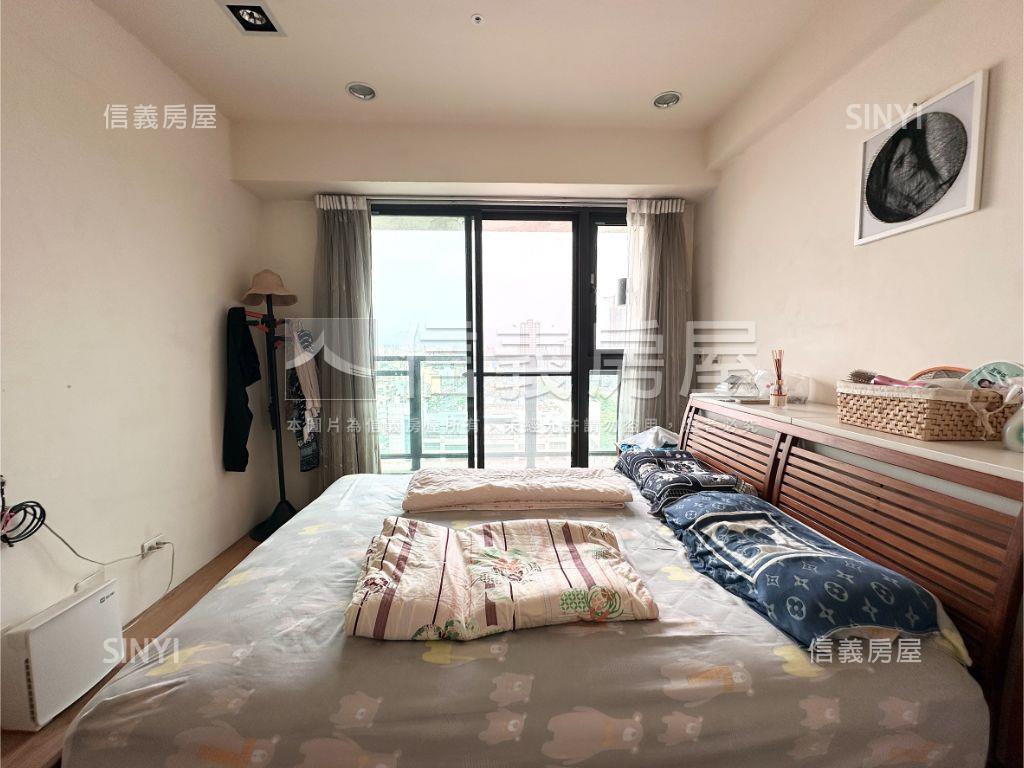 看山景三房雙車位視野戶房屋室內格局與周邊環境