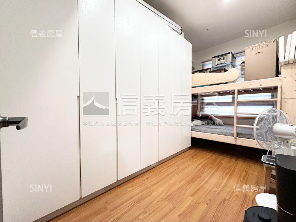 看山景三房雙車位視野戶房屋室內格局與周邊環境