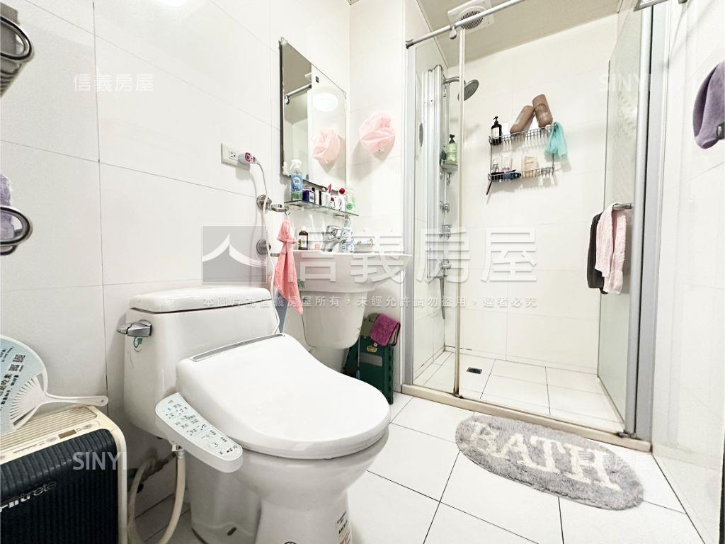 看山景三房雙車位視野戶房屋室內格局與周邊環境