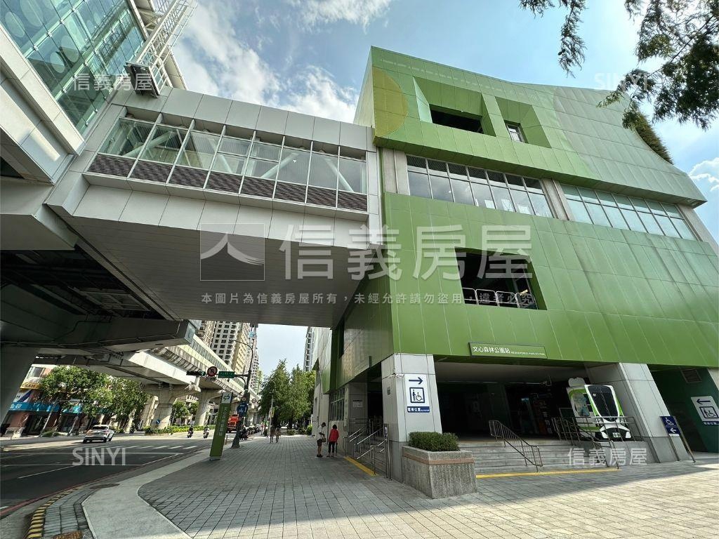 西區寬闊視野四房附車位房屋室內格局與周邊環境