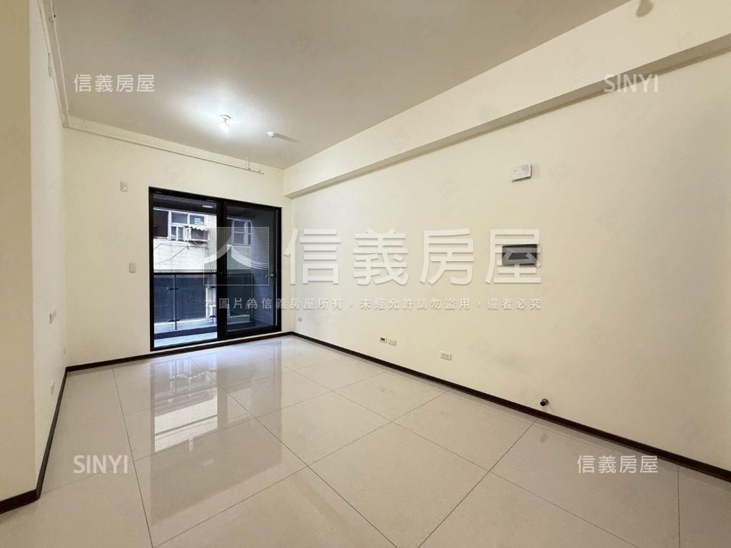 新碩文曲．後棟三房房屋室內格局與周邊環境