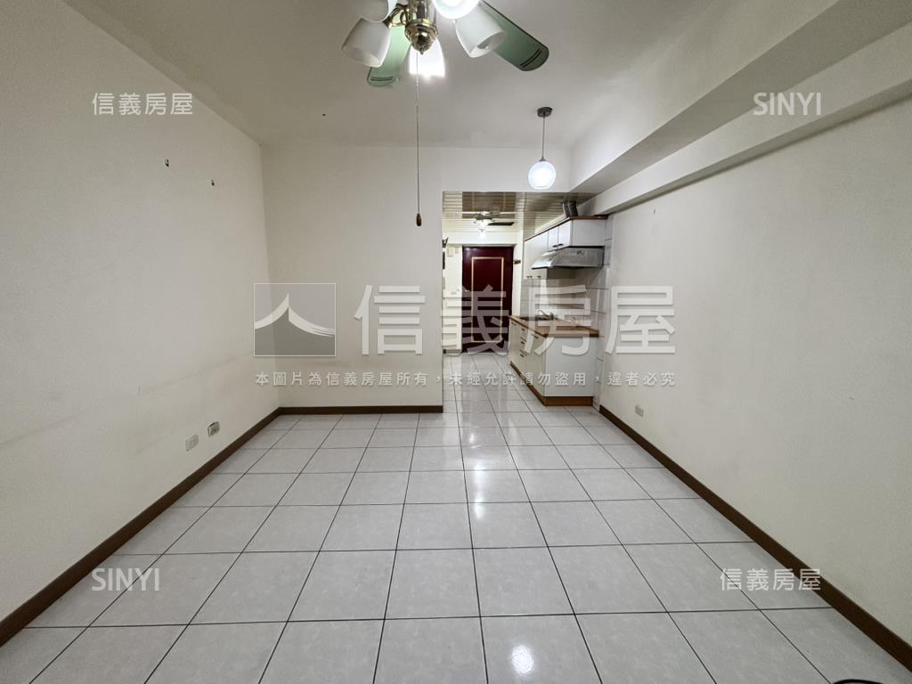 台北橋電梯。三豐麗景房屋室內格局與周邊環境