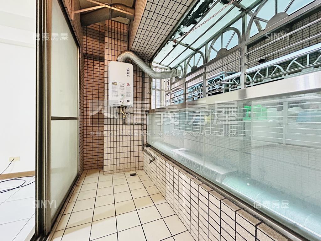 台北橋電梯。三豐麗景房屋室內格局與周邊環境