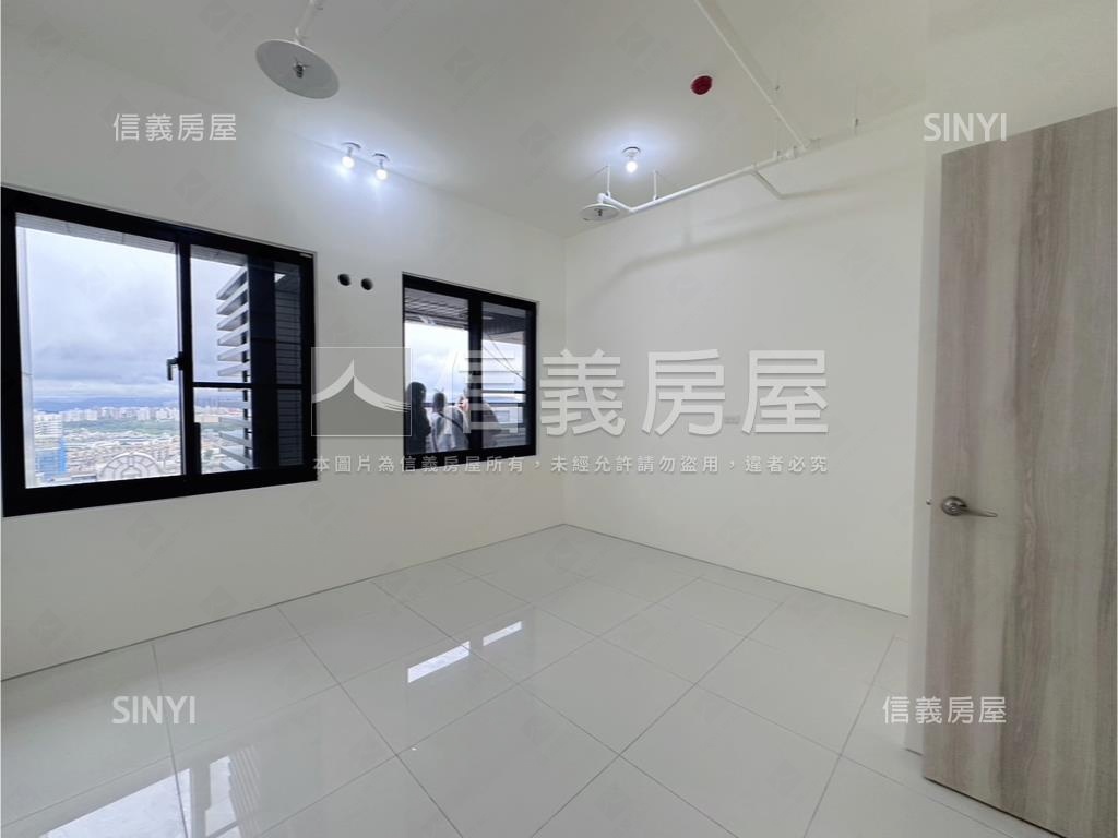 公園昕上城兩房房屋室內格局與周邊環境