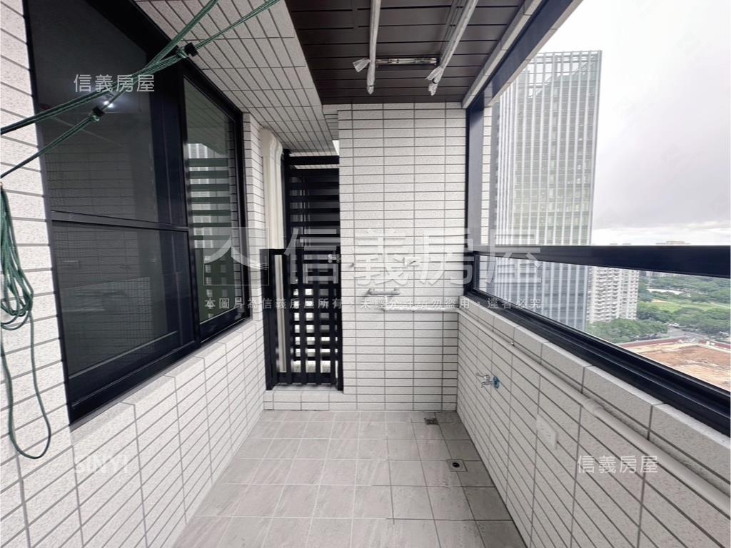 公園昕上城兩房房屋室內格局與周邊環境