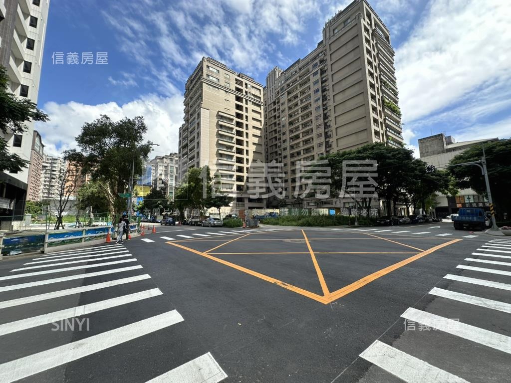 公園昕上城兩房房屋室內格局與周邊環境