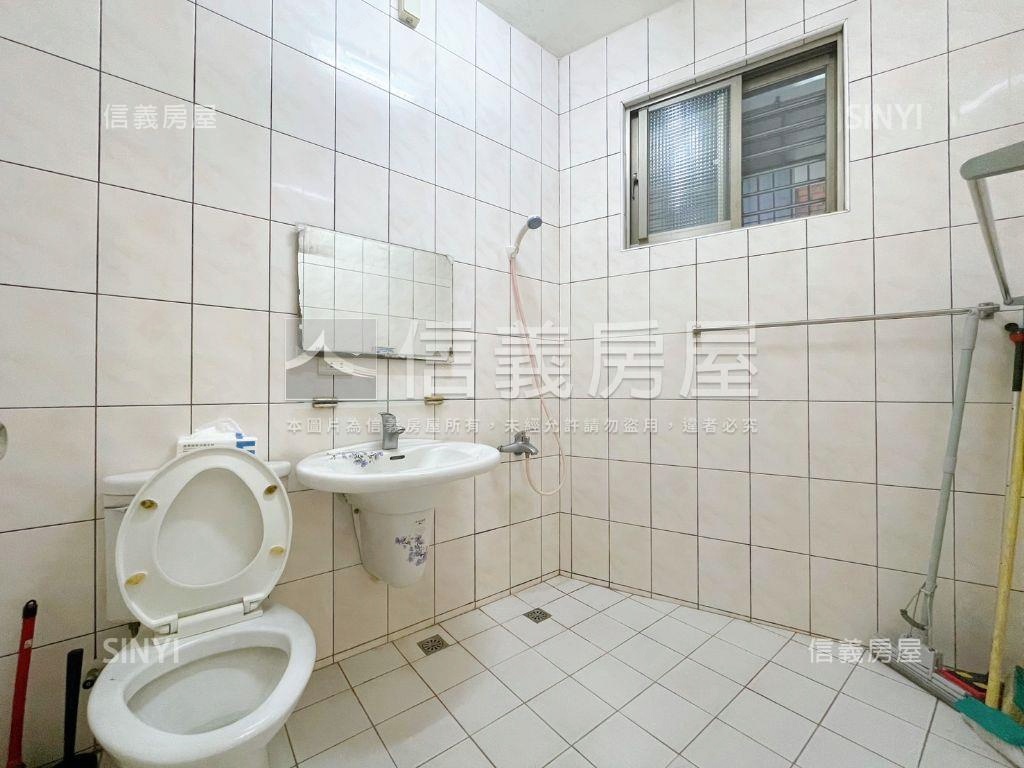 稀有海山學區便利３樓房屋室內格局與周邊環境