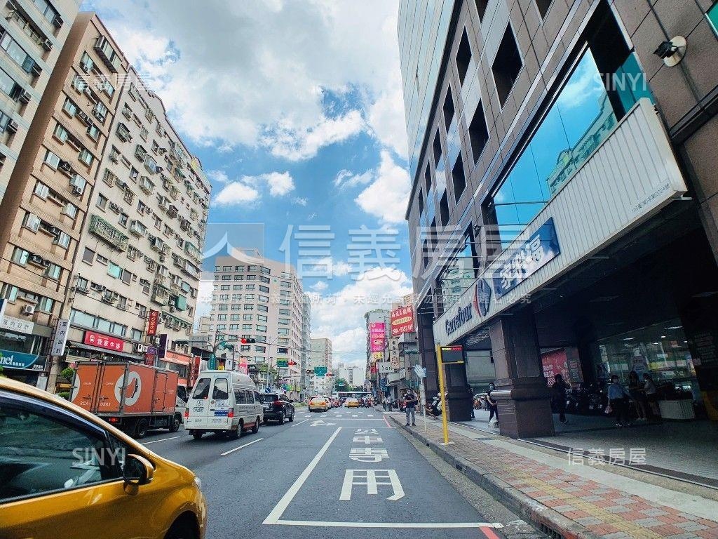稀有海山學區便利３樓房屋室內格局與周邊環境