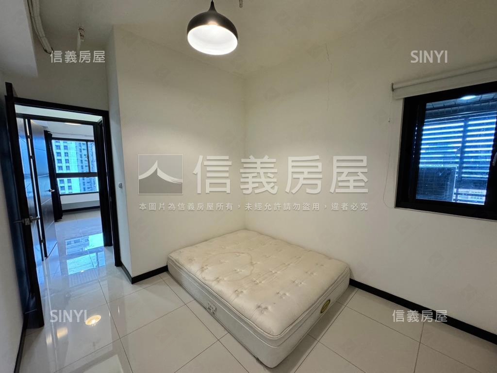 翔譽之心邊間三房車位房屋室內格局與周邊環境