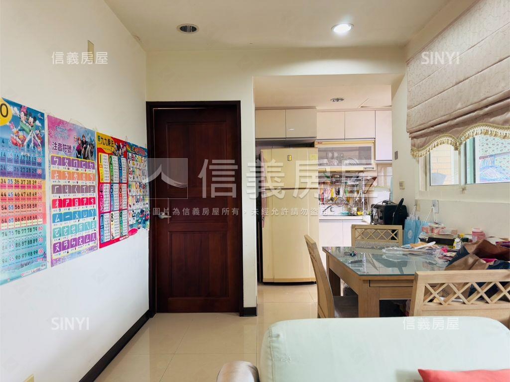 專任麗京邊間採光３房房屋室內格局與周邊環境