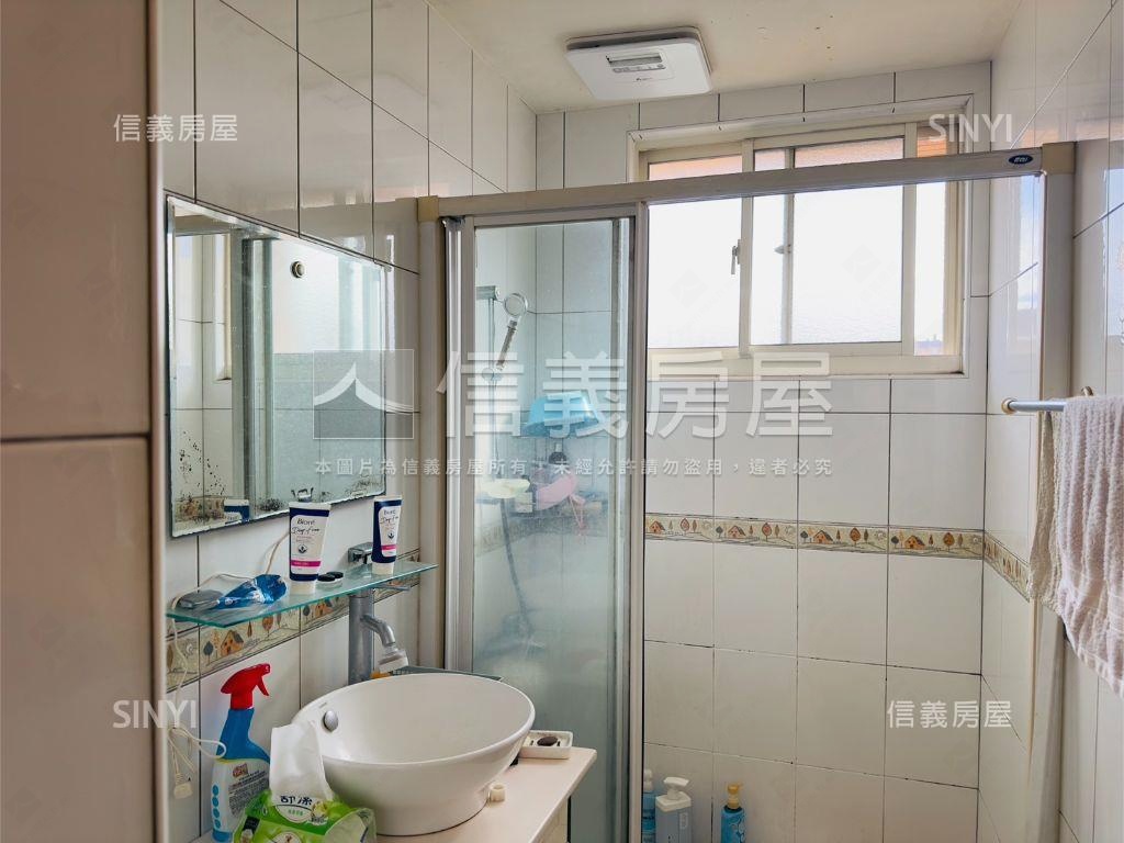 專任麗京邊間採光３房房屋室內格局與周邊環境