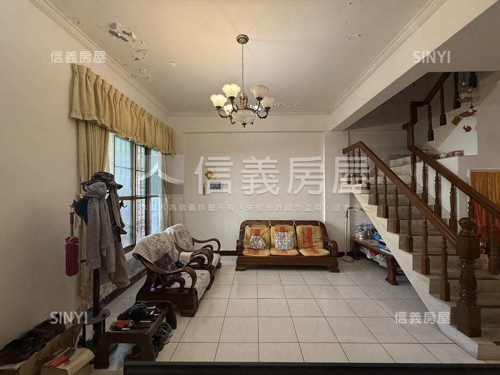 加州陽光沐浴透天房屋室內格局與周邊環境