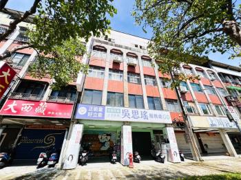 璞真建設都更送審中