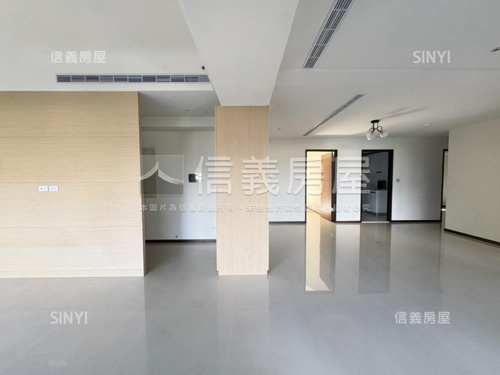 專任誠售森之丘三房車位房屋室內格局與周邊環境