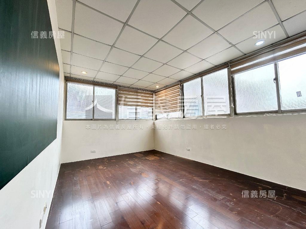 江南園林宏觀大器２＋２房房屋室內格局與周邊環境