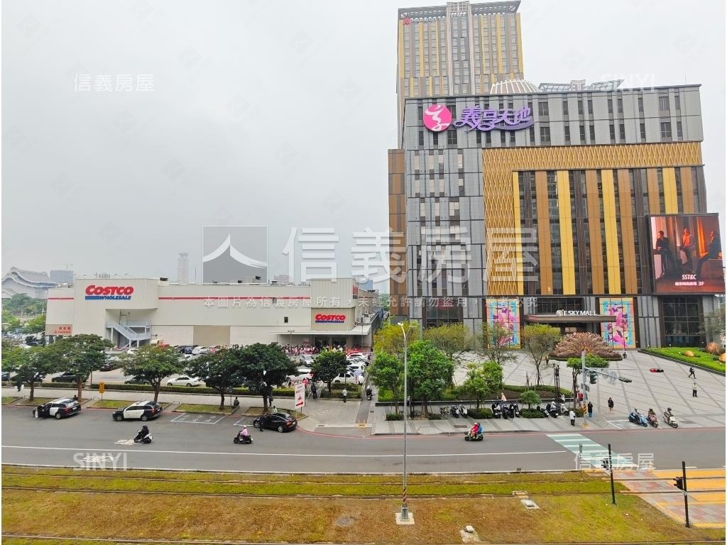 凹子底捷運百貨大四房房屋室內格局與周邊環境