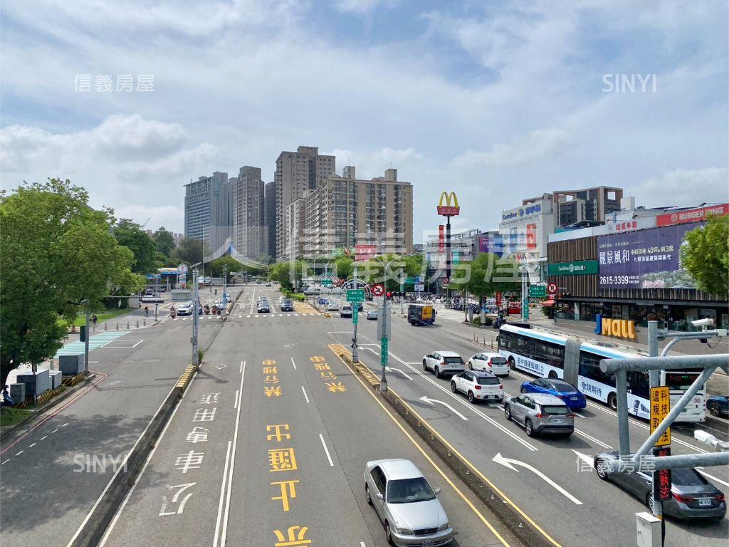 中科世貿商辦空間平面車位房屋室內格局與周邊環境