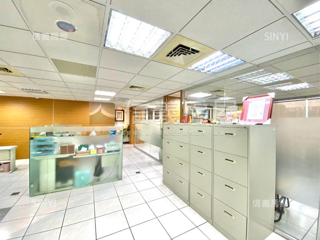 中科世貿商辦空間平面車位房屋室內格局與周邊環境