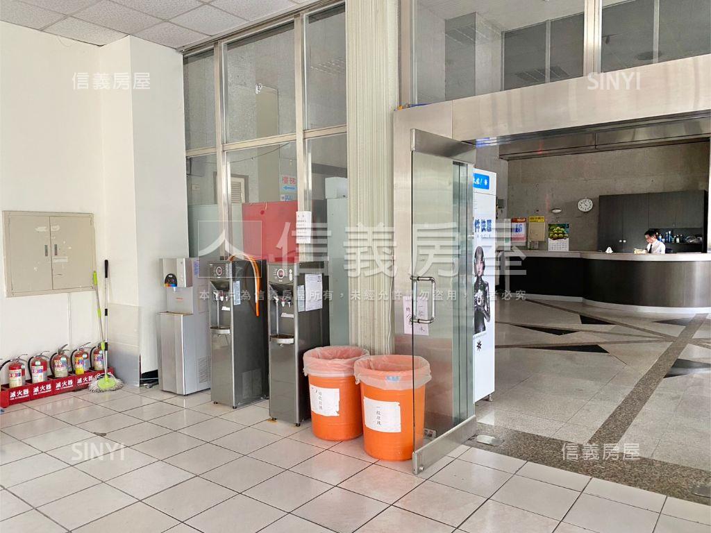 中科世貿商辦空間平面車位房屋室內格局與周邊環境