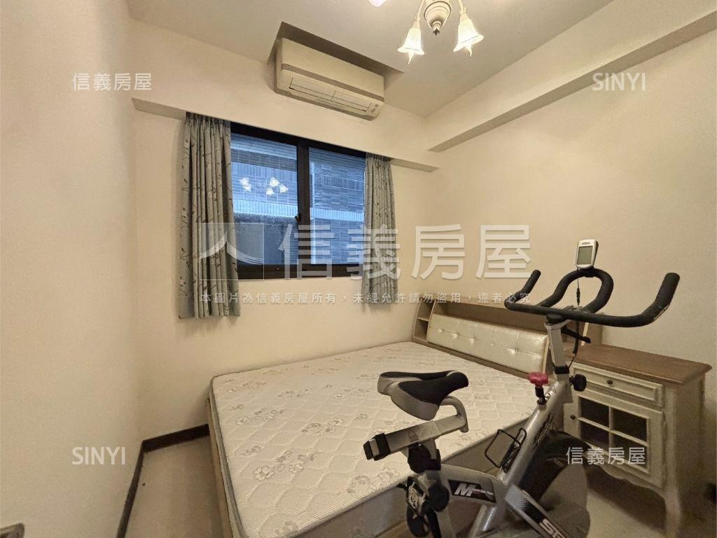☆世界之星三房車位房屋室內格局與周邊環境