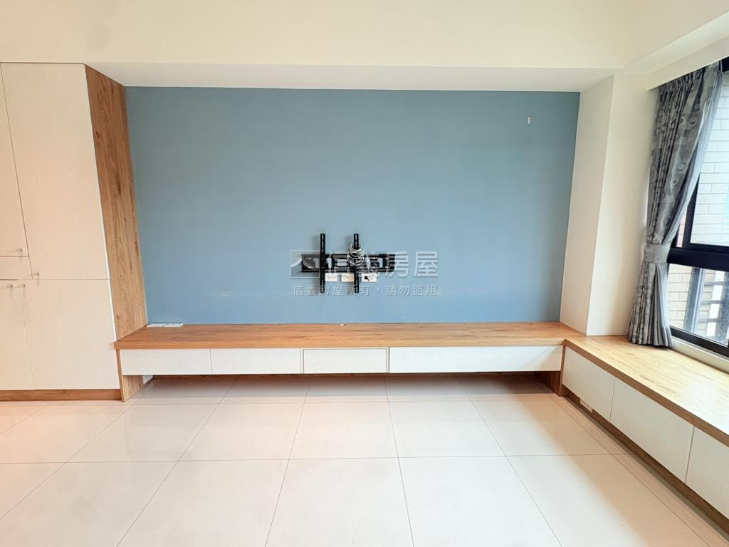上善若水優雅美妝三房房屋室內格局與周邊環境