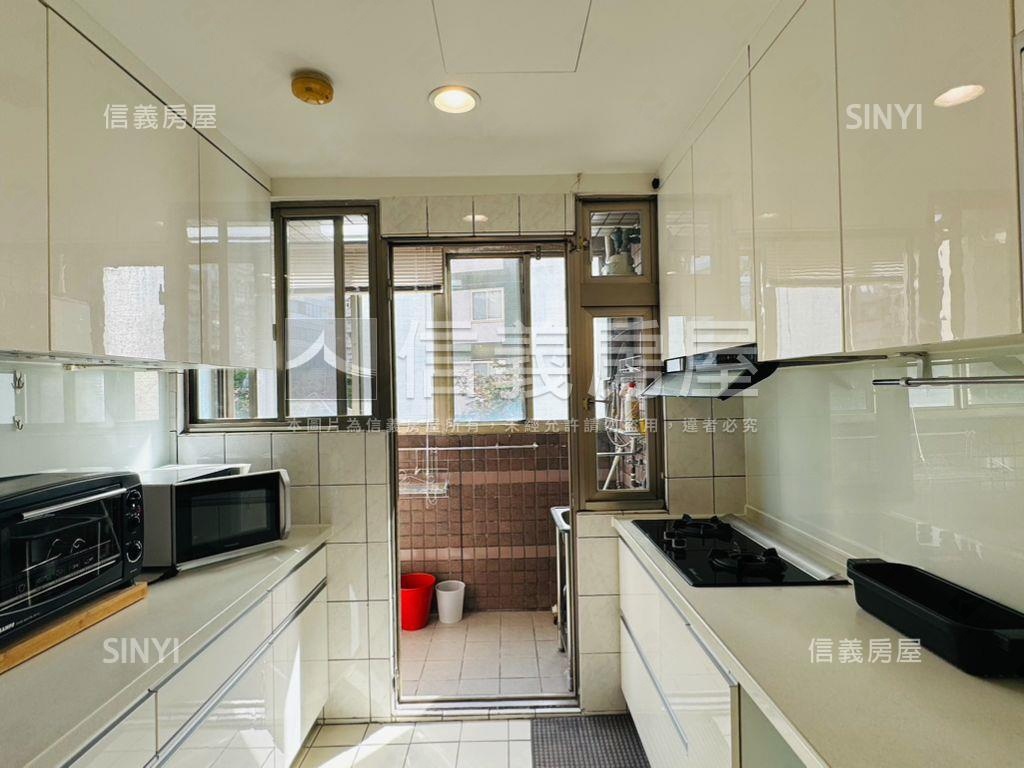 大直香檳房屋室內格局與周邊環境