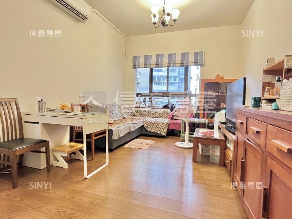 專任【仁愛國寶】邊間兩房房屋室內格局與周邊環境