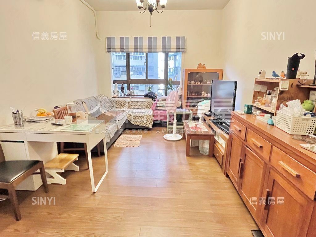 專任【仁愛國寶】邊間兩房房屋室內格局與周邊環境