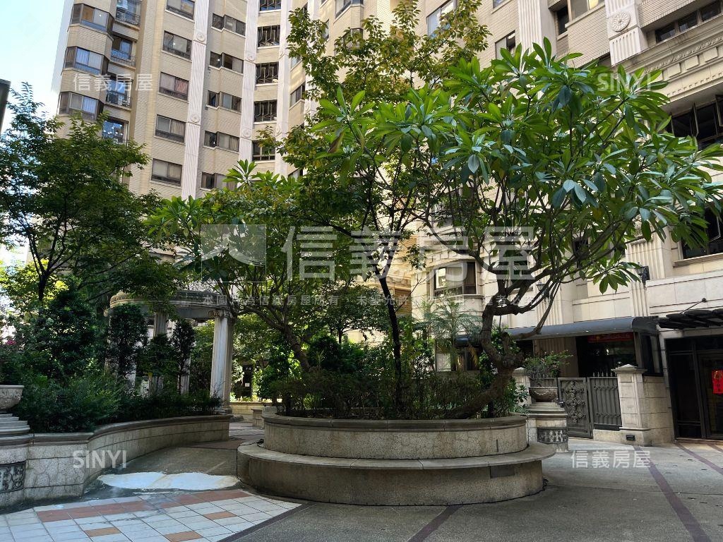 專任【仁愛國寶】邊間兩房房屋室內格局與周邊環境