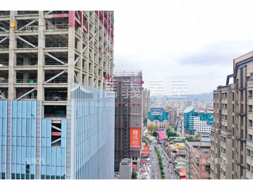 出站即到家都廳１套房車位房屋室內格局與周邊環境