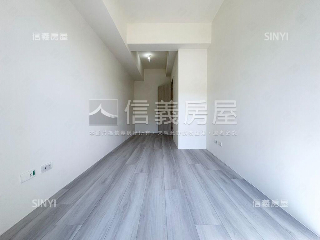 力璞紘日莘兩房車位房屋室內格局與周邊環境