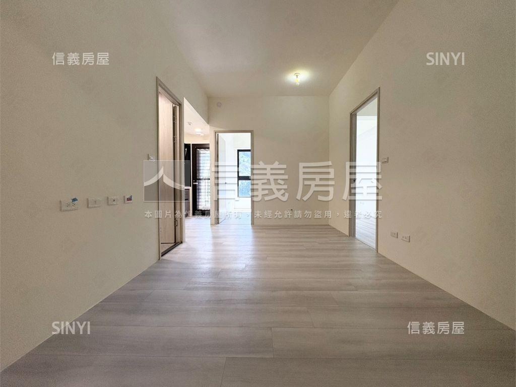 力璞紘日莘兩房車位房屋室內格局與周邊環境
