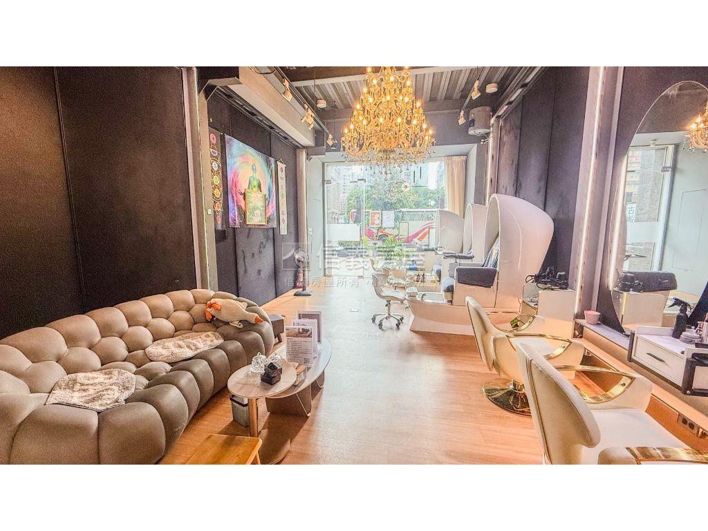 ★中港ＴｈｅＯＮＥ樓店２房屋室內格局與周邊環境