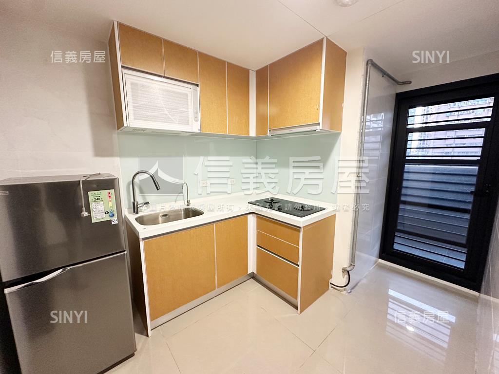 江翠捷運全新三房帶車位房屋室內格局與周邊環境