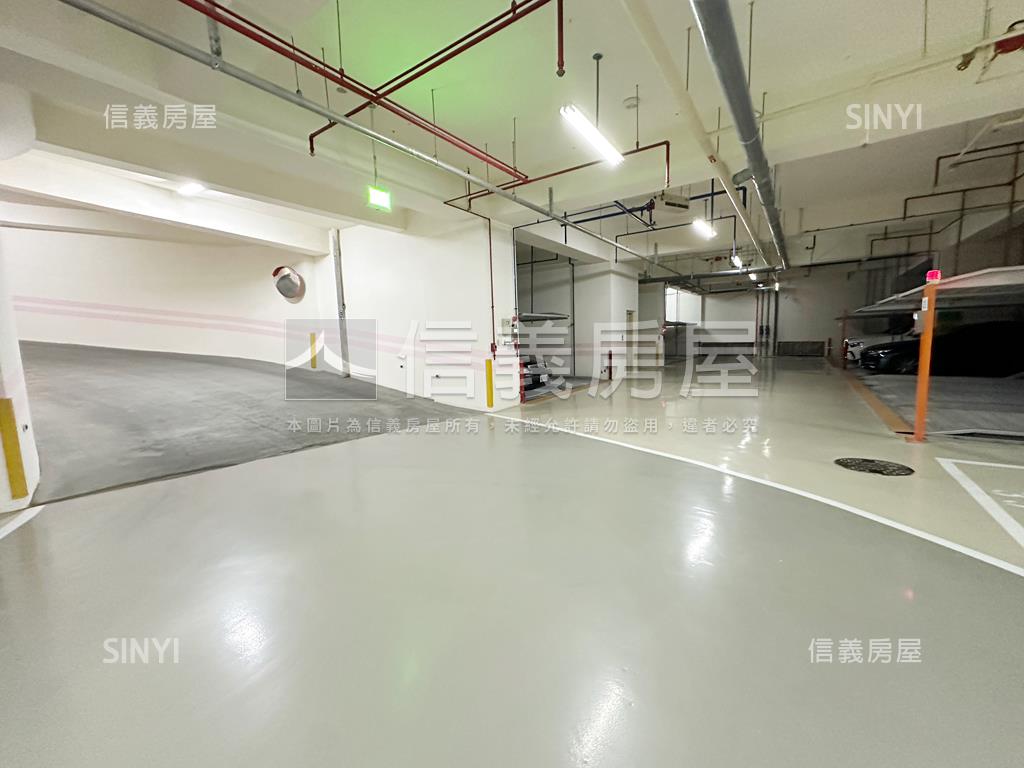 江翠捷運全新三房帶車位房屋室內格局與周邊環境