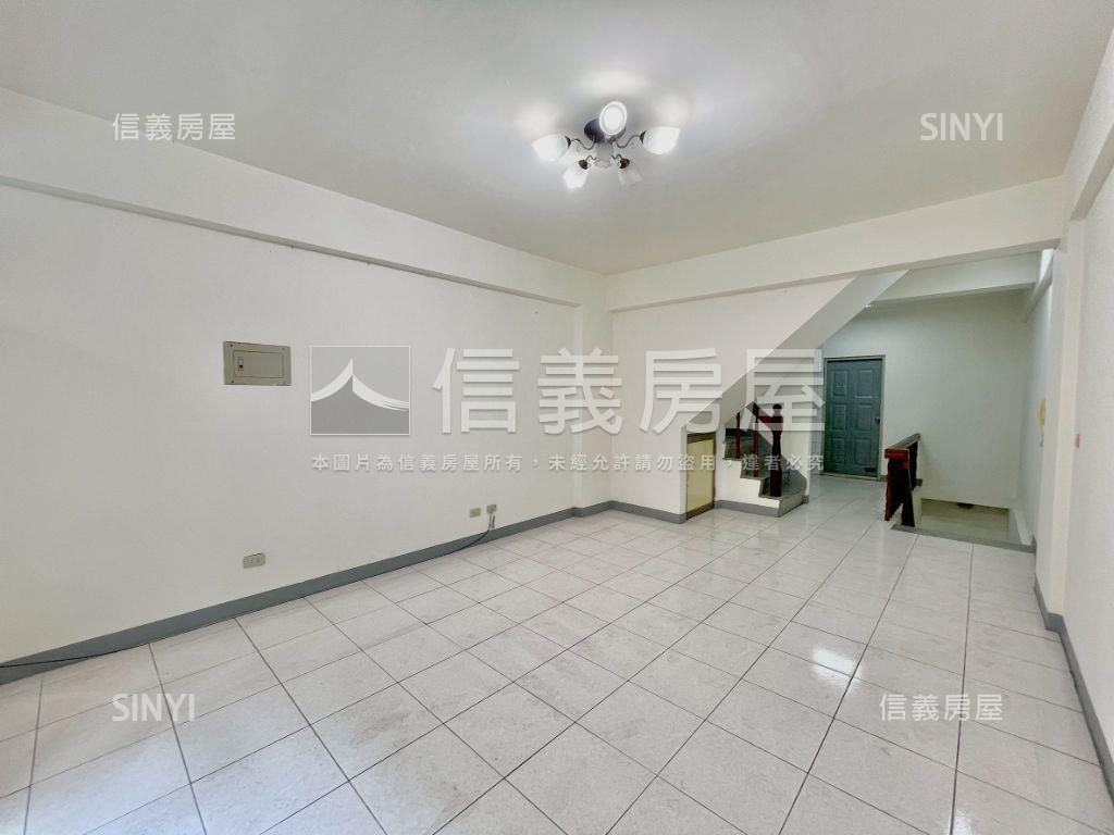 楠梓興昌美透房屋室內格局與周邊環境